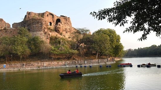 Gram it: Boating at Purana Qila (Old Fort) has been restricted to a limited lake area, following the cracks in one of the walls of the historical monument. (Photo: Arvind Yadav/HT)