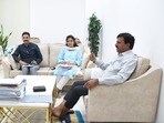 అధికారులతో మంత్రి పొంగులేటి సమీక్ష