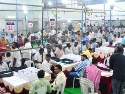 కొనసాగుతున్న మున్సిపల్ ఎన్నికల కౌంటింగ్