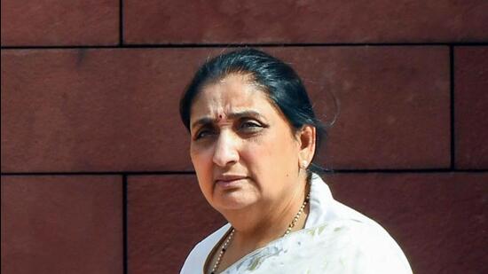 Deputy chief minister Sunetra Pawar met newly elected members of zilla parishad and panchayat samiti in Pune district from NCP on Friday. (ANI FILE)