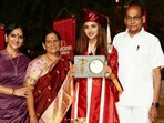 ఎంబీబీఎస్ పట్టా పొందిన తర్వాత ఫ్యామిలీతో శ్రీలీల