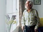 From confusion to recovery: Here's how Dr Sudhir Kumar, a neurologist, saved a man from alcohol-induced brain damage. (Representative picture: Freepik)