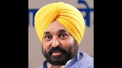 Mann shifted into a rented accommodation in the city, stating that he would run the government from Jalandhar twice a week for the convenience of residents of Doaba and Majha. Mann shifted into a rented accommodation in the city, stating that he would run the government from Jalandhar twice a week for the convenience of residents of Doaba and Majha.