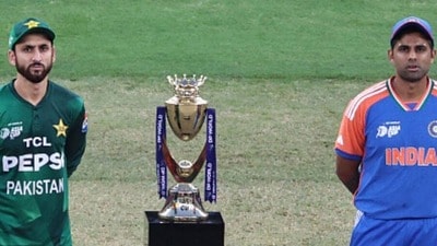 పాకిస్థాన్, ఇండియా టీమ్ కెప్టెన్లు (AFP) పాకిస్థాన్, ఇండియా టీమ్ కెప్టెన్లు (AFP)