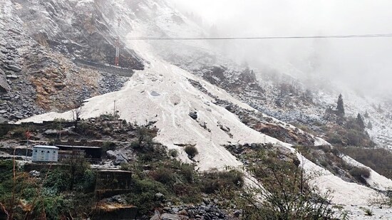 No casualties were reported following the avalanche that hit J&K's Doda between Thanthera and Guldanda. (Photo for representation) (ANI)