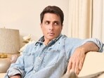 Sonu Sood has come forward to help Rajpal Yadav after he was sent to Tihar jail in <span class='webrupee'>₹</span>9 crore debt case.