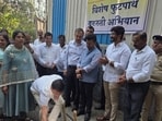 The Pune Municipal Corporation (PMC) has launched a pilot initiative to develop walkable and uniform footpaths across the city, beginning with repair work at Model Colony. (HT)