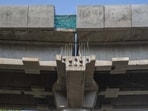 The parapet collapse incident at the Metro 4 construction site in Mulund on Saturday killed one person (Hindustan Times) The parapet collapse incident at the Metro 4 construction site in Mulund on Saturday killed one person (Hindustan Times)
