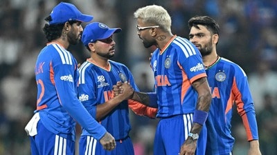 ఇండియన్ ప్లేయర్స్ తిలక్ వర్మ, కుల్ దీప్, హార్దిక్ పాండ్య, రింకు సింగ్ (AFP) ఇండియన్ ప్లేయర్స్ తిలక్ వర్మ, కుల్ దీప్, హార్దిక్ పాండ్య, రింకు సింగ్ (AFP)