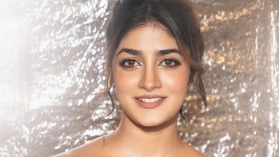 <p>తమిళ్, కన్నడ, హిందీ సినిమాల్లోనూ నటించిన డింపుల్ హయాతికి ఇప్పటివరకూ తెలుగులో ఒక్క హిట్ కూడా దక్కలేదు. </p> (instagram-Dimple Hyati) <p>తమిళ్, కన్నడ, హిందీ సినిమాల్లోనూ నటించిన డింపుల్ హయాతికి ఇప్పటివరకూ తెలుగులో ఒక్క హిట్ కూడా దక్కలేదు. </p> (instagram-Dimple Hyati)