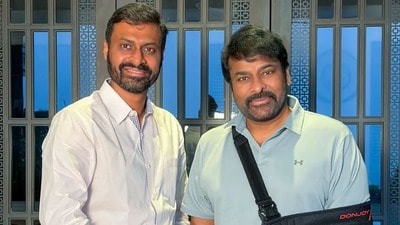 మెగాస్టార్ చిరంజీవికి సర్జరీ.. కుడి భుజానికి కట్టు అందుకే.. ఫ్యాన్స్ ఆందోళనతో క్లారిటీ ఇచ్చిన చిరు మెగాస్టార్ చిరంజీవికి సర్జరీ.. కుడి భుజానికి కట్టు అందుకే.. ఫ్యాన్స్ ఆందోళనతో క్లారిటీ ఇచ్చిన చిరు