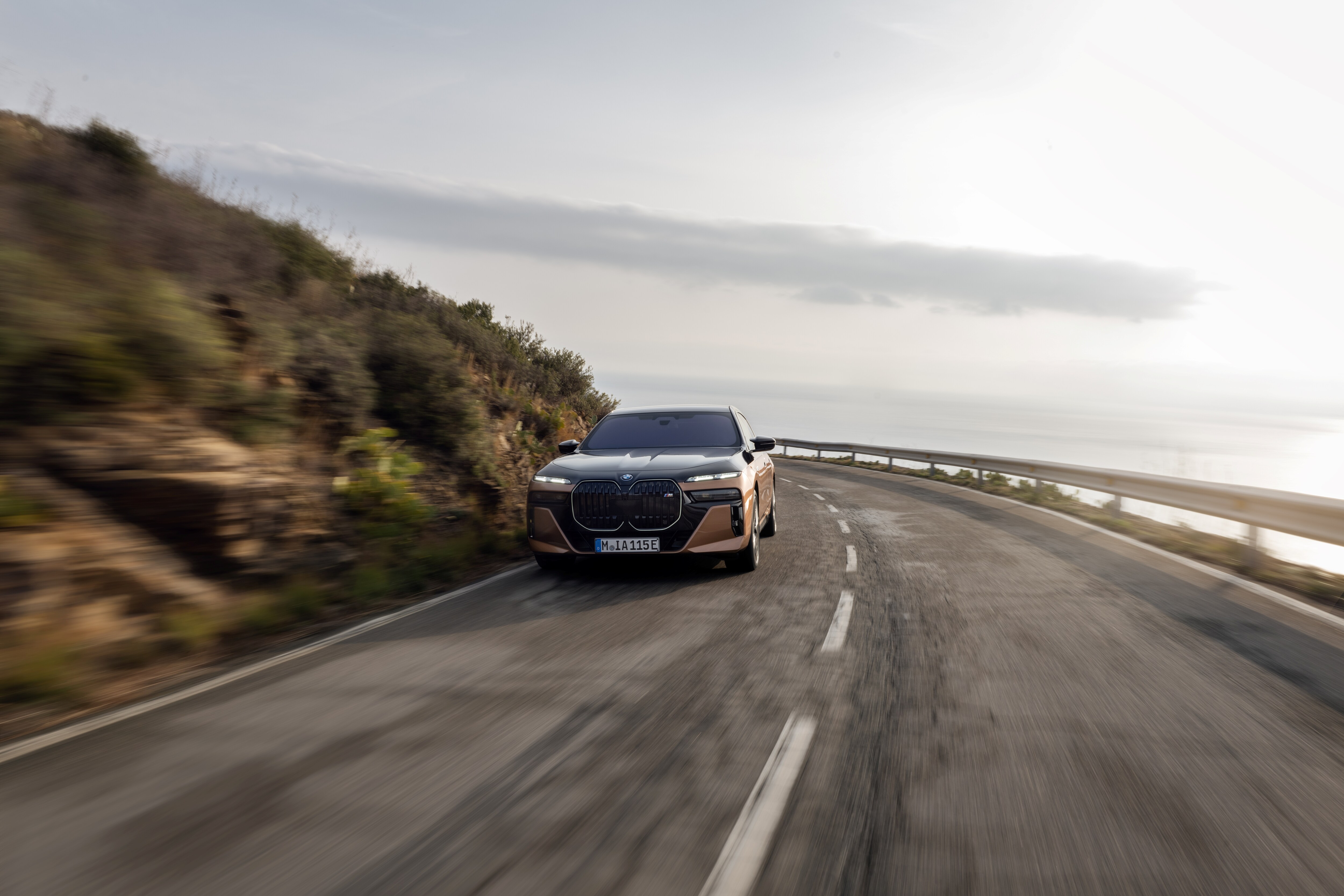 The i7 is the all-electric derivative of the BMW 7 Series The i7 is the all-electric derivative of the BMW 7 Series