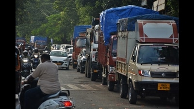 (Representative image) Ten temporary lots identified for towed vehicles. Owners can reclaim vehicles after paying penalties at designated private parking sites. (HT Archive) (Representative image) Ten temporary lots identified for towed vehicles. Owners can reclaim vehicles after paying penalties at designated private parking sites. (HT Archive)