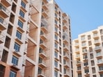 The Delhi Development Authority (DDA) has decided to remove separate parking charges from the total flat price.