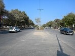 Key cuts near Sectors 39, 44, 46, 47 and Jharsa to close. Plan aims to route vehicles via service roads and reduce congestion on the main carriageway. (Parveen Kumar/HT)