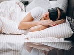 Many people sleep with white noise to fall asleep faster. 