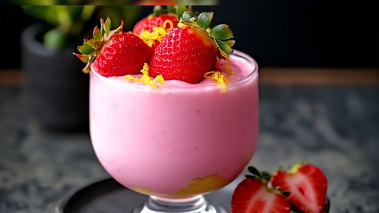 Strawberry Shrikhand At Home For A Guilt-Free Treat In Simple Steps (Adobe Stock)