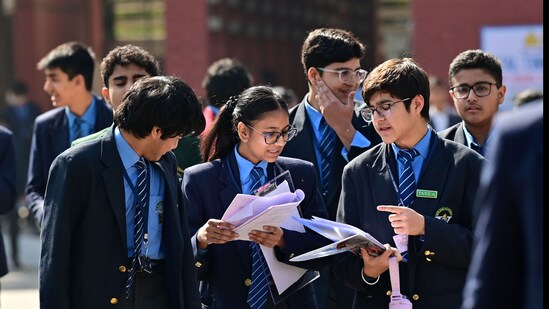 सीबीएसई कक्षा 10 गृह विज्ञान परीक्षा 2026 लाइव: परीक्षा सुबह 10.30 बजे शुरू होगी, यहां दिशानिर्देश देखें सीबीएसई कक्षा 10 गृह विज्ञान परीक्षा 2026 लाइव: परीक्षा सुबह 10.30 बजे शुरू होगी, यहां दिशानिर्देश देखें