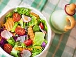 A healthy diet is essential even while following intermittent fasting, shares Dr Manickam. 