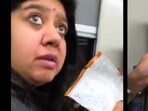 The passenger questioned staff about heating rotis in plastic, noting the packet carried no microwave-safe marking. The passenger questioned staff about heating rotis in plastic, noting the packet carried no microwave-safe marking.