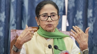 'স্বামী নন, ঠাকুর!' শ্রীরামকৃষ্ণের জন্মতিথিতে প্রধানমন্ত্রীর কথার ভুল ধরলেন মুখ্যমন্ত্রী, এল পালটা সমালোচনাও (HT_PRINT) 'স্বামী নন, ঠাকুর!' শ্রীরামকৃষ্ণের জন্মতিথিতে প্রধানমন্ত্রীর কথার ভুল ধরলেন মুখ্যমন্ত্রী, এল পালটা সমালোচনাও (HT_PRINT)