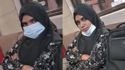 বাংলাদেশের ছাত্র নেতা মেহেদি হাসানের স্ত্রীও দিল্লিতে এসেছিলেন। বাংলাদেশের ছাত্র নেতা মেহেদি হাসানের স্ত্রীও দিল্লিতে এসেছিলেন।