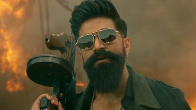 టాక్సిక్ లో యశ్ టాక్సిక్ లో యశ్