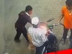 Police Commissionerate Raipur shared a CCTV footage of the incident along with the update of their arrest. Police Commissionerate Raipur shared a CCTV footage of the incident along with the update of their arrest.