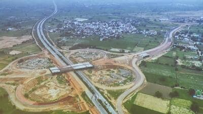 A 74.3-kilometre access-controlled greenfield expressway linking the Ganga and Yamuna expressways will improve connectivity to the airport, officials said. (HT Archive) A 74.3-kilometre access-controlled greenfield expressway linking the Ganga and Yamuna expressways will improve connectivity to the airport, officials said. (HT Archive)