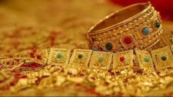 The Sharma family’s delight at getting the jewellery, valued at ₹15 lakh, thrown away unwittingly during a Diwali cleanup. (HT Photo for representation)