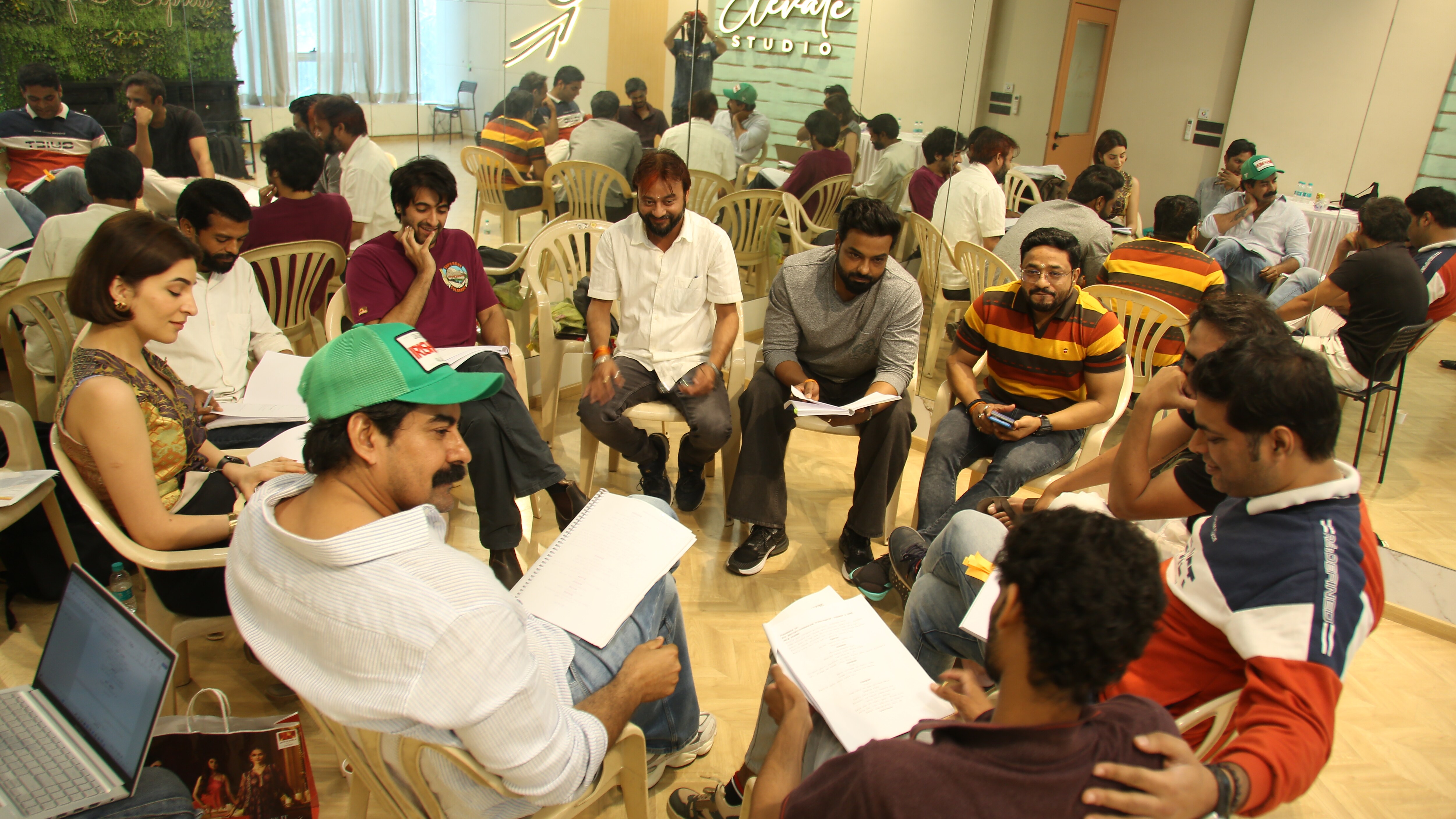 Actors Akshay Oberoi, Kabir Duhan Singh, Heli Daruwala and others with director Arvind Pandey during a pre-shoot discussion Actors Akshay Oberoi, Kabir Duhan Singh, Heli Daruwala and others with director Arvind Pandey during a pre-shoot discussion
