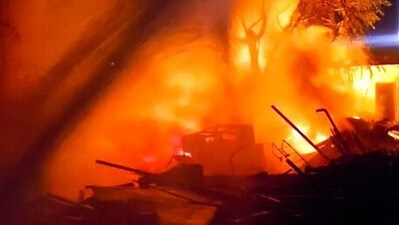 ১৮টি দেহাংশ তুলে দেওয়া হল পরিবারের হাতে (Fire Department) ১৮টি দেহাংশ তুলে দেওয়া হল পরিবারের হাতে (Fire Department)