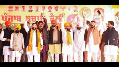 Haryana CM Nayab Singh Saini during the 'Punjab Bachao Rally', in Amritsar on Saturday. (HT Photo)
