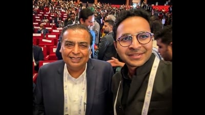 Indian YouTuber Anant Ladha with Mukesh Ambani. (Instagram/@anantladha1234) Indian YouTuber Anant Ladha with Mukesh Ambani. (Instagram/@anantladha1234)