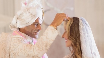 প্রবাসী বাঙালি বউয়ের হাতে অত্যাচারিত শিখর দ্বিতীয় বিয়ে সারলেন, পাত্রী বিদেশি! প্রবাসী বাঙালি বউয়ের হাতে অত্যাচারিত শিখর দ্বিতীয় বিয়ে সারলেন, পাত্রী বিদেশি!