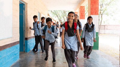 ఏపీలో ఒంటిపూట బడులు ఏపీలో ఒంటిపూట బడులు