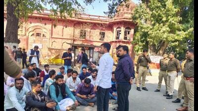 LU student protesting in front of Lal Baradari (Sourced) LU student protesting in front of Lal Baradari (Sourced)