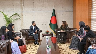তারেক রহমানের বাংলাদেশের সঙ্গে কেমন সম্পর্ক চায় ভারত? ঢাকাকে খোলসা করল দিল্লি তারেক রহমানের বাংলাদেশের সঙ্গে কেমন সম্পর্ক চায় ভারত? ঢাকাকে খোলসা করল দিল্লি
