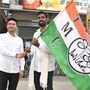 প্রতীকের পর তৃণমূলে এবার এক প্রাক্তন ফুটবলার! ঘাসফুল ছাড়ার বহুদিন পর দলে এলেন…