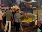 A man filmed guests rushing to a Maggi counter at a wedding.