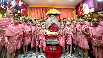 স্বামী অভিমুক্তেশ্বরানন্দ সরস্বতীর বিরুদ্ধে আদালতের নির্দেশে এফআইআর করেছে পুলিশ। (PTI)