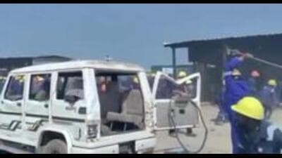Protesting contract workers damaging a vehicle at the Panipat Refinery and Petrochemical Complex on Monday. Protesting contract workers damaging a vehicle at the Panipat Refinery and Petrochemical Complex on Monday.