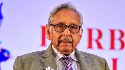 কলকাতায় সাংবাদিকদের সঙ্গে আলাপচারিতায় আইয়ার বলেন, ইন্ডিয়া ব্লকের নেতৃত্ব মমতা বন্দ্যোপাধ্যায়ের হাতে তুলে দেওয়া উচিত রাহুল গান্ধীর। কলকাতায় সাংবাদিকদের সঙ্গে আলাপচারিতায় আইয়ার বলেন, ইন্ডিয়া ব্লকের নেতৃত্ব মমতা বন্দ্যোপাধ্যায়ের হাতে তুলে দেওয়া উচিত রাহুল গান্ধীর।