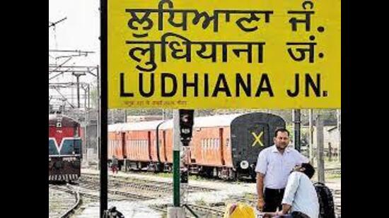The Ferozepur Division has temporarily suspended the sale of platform tickets at Ludhiana and Dhandari Kalan railway stations from February 27 to March 3. (ht)
