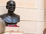 President Droupadi Murmu pays respect to Chakravarti Rajagopalachari (ANI)