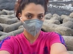 Saiyami Kher posted a picture of herself in a mask, stating that it reminds her of the Covid-19 pandemic.