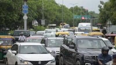 The flyover, set to start from near the Post Graduate Institute of Medical Education and Research (PGIMER) and end at Sarangpur while passing through Khudda Jassu and Khudda Lahora villages, is expected to ease congestion in the area. (HT) The flyover, set to start from near the Post Graduate Institute of Medical Education and Research (PGIMER) and end at Sarangpur while passing through Khudda Jassu and Khudda Lahora villages, is expected to ease congestion in the area. (HT)