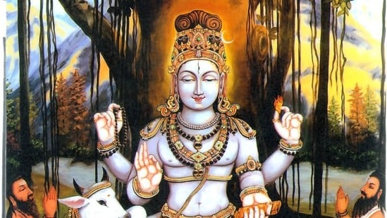 దక్షిణామూర్తి పూజ (pinterest)