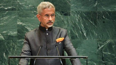 রাশিয়া ও ইউক্রেনের মধ্যে যুদ্ধবিরতির জন্য রাষ্ট্রসংঘের সাধারণ পরিষদে একটি প্রস্তাব উত্থাপিত হয়। (REUTERS)