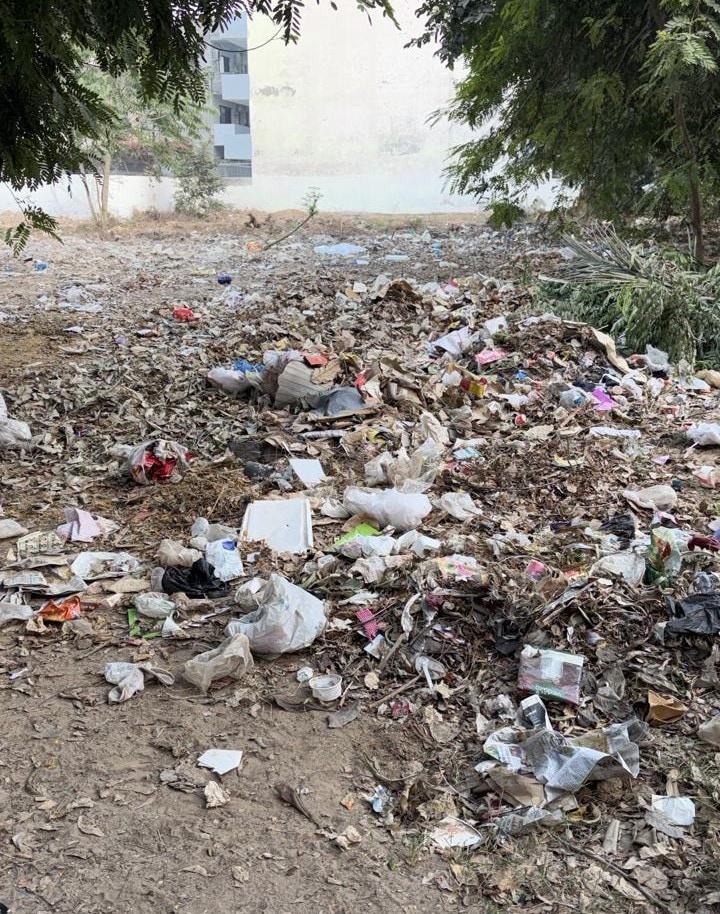 Illegal dumping, missing footpaths and sewage on streets flagged; tender cleared for new pavements, monitoring of repairs tightened. (HT)